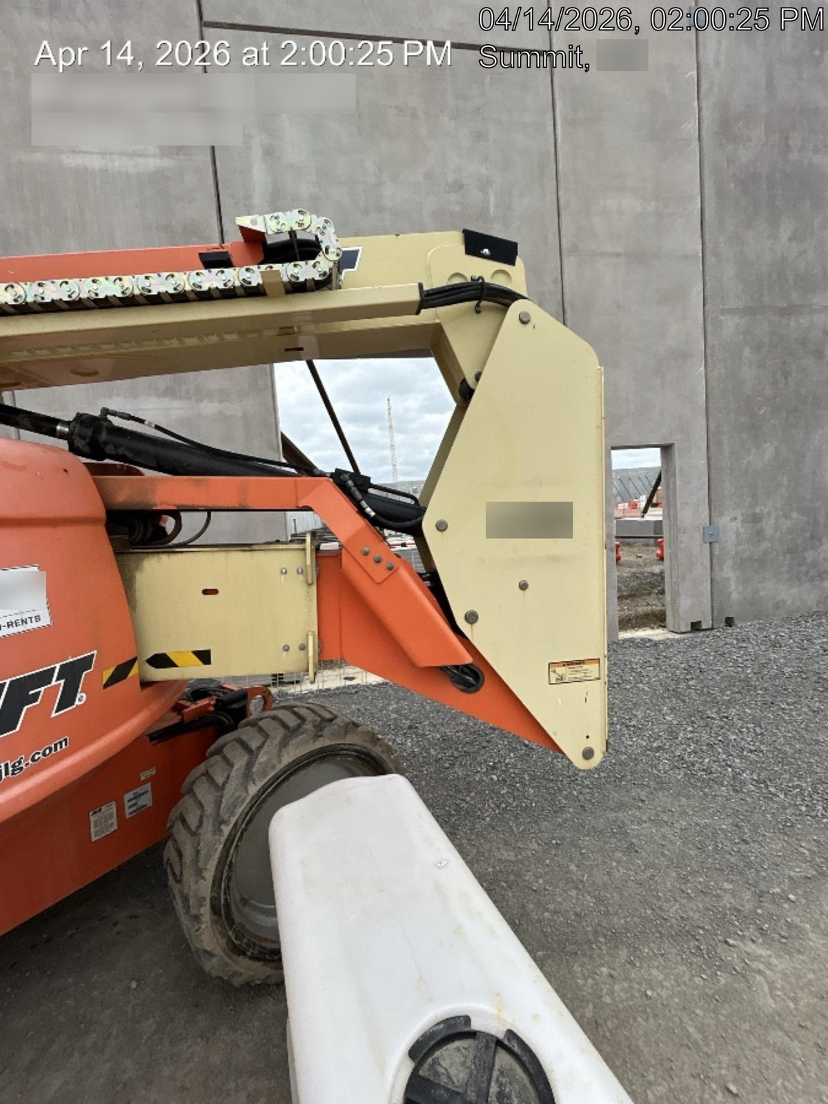 2019 JLG 600AJ