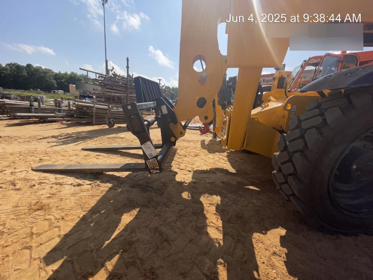 2025 JCB 510-56