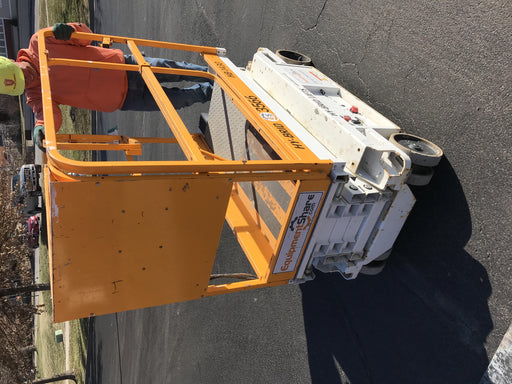Custom Equipment HB-1430 Hy-Brid Scissor Lift
Platform capacity up to 670 lbs
Working height up to 20 ft
Weighs under 1,700 lbs
Non-marking wheels