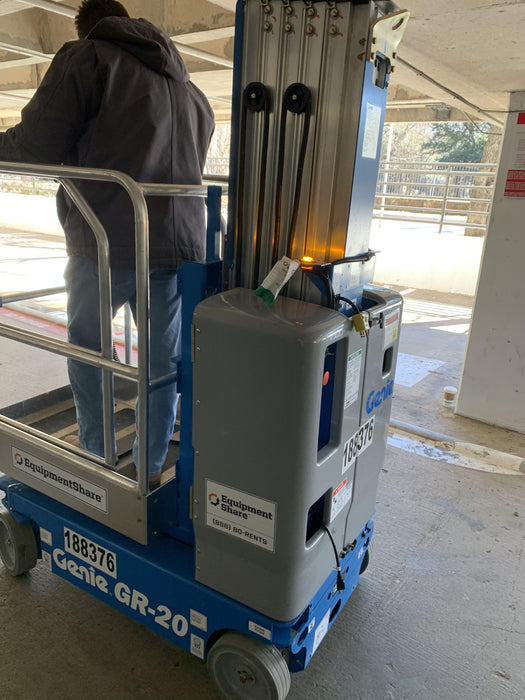 2021 GENIE GR-20