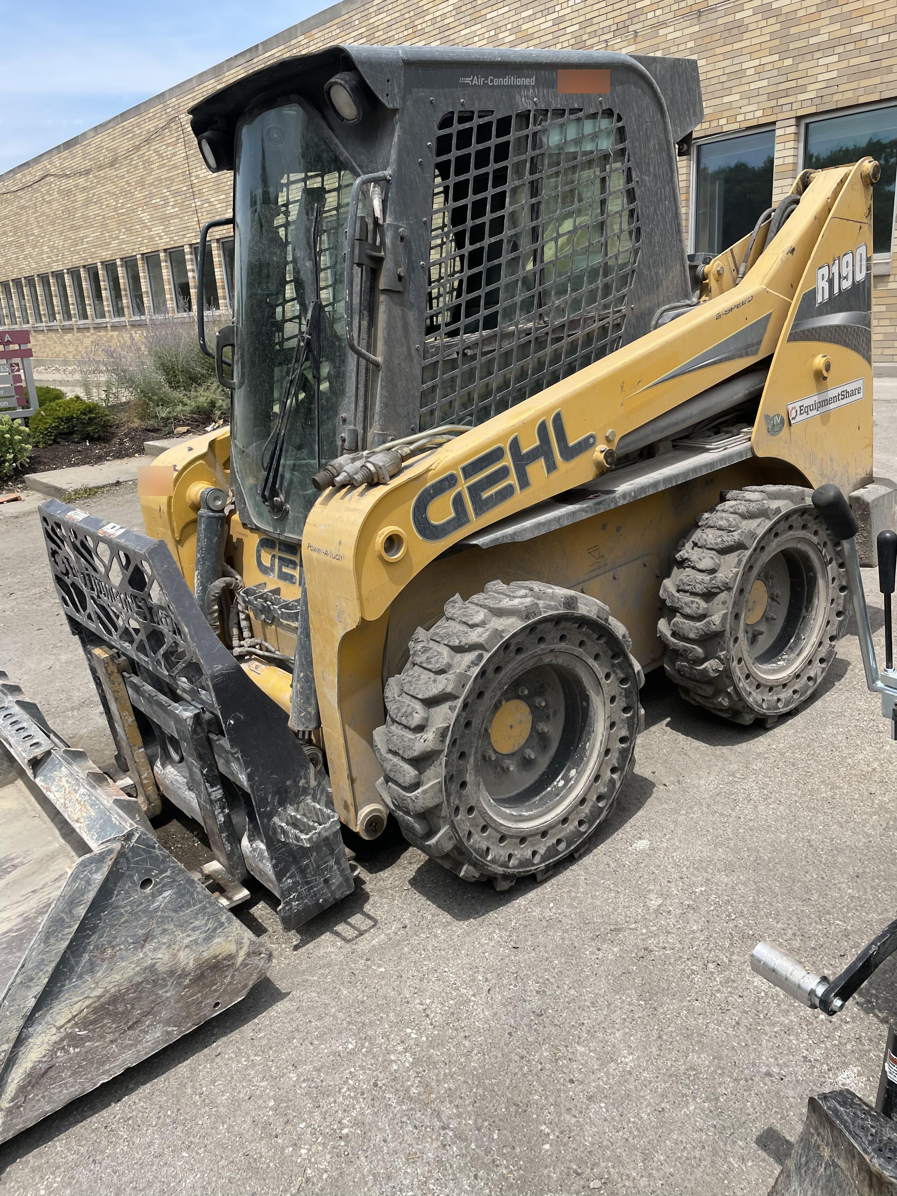 2021 PALADIN 48" Pallet Forks - Paladin