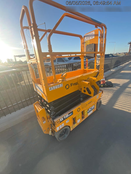 2024 JCB S1932E