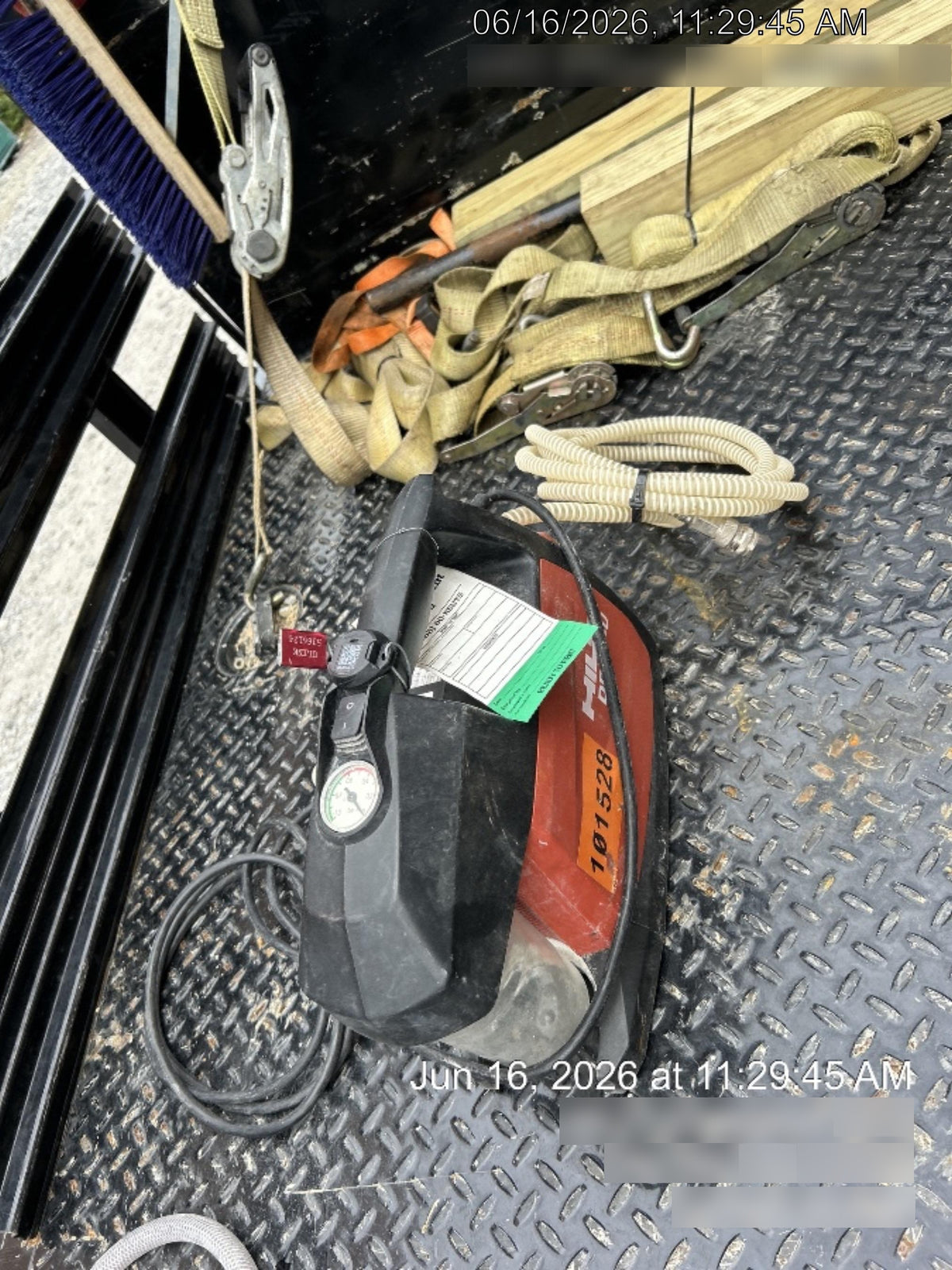 2021 HILTI DD250E