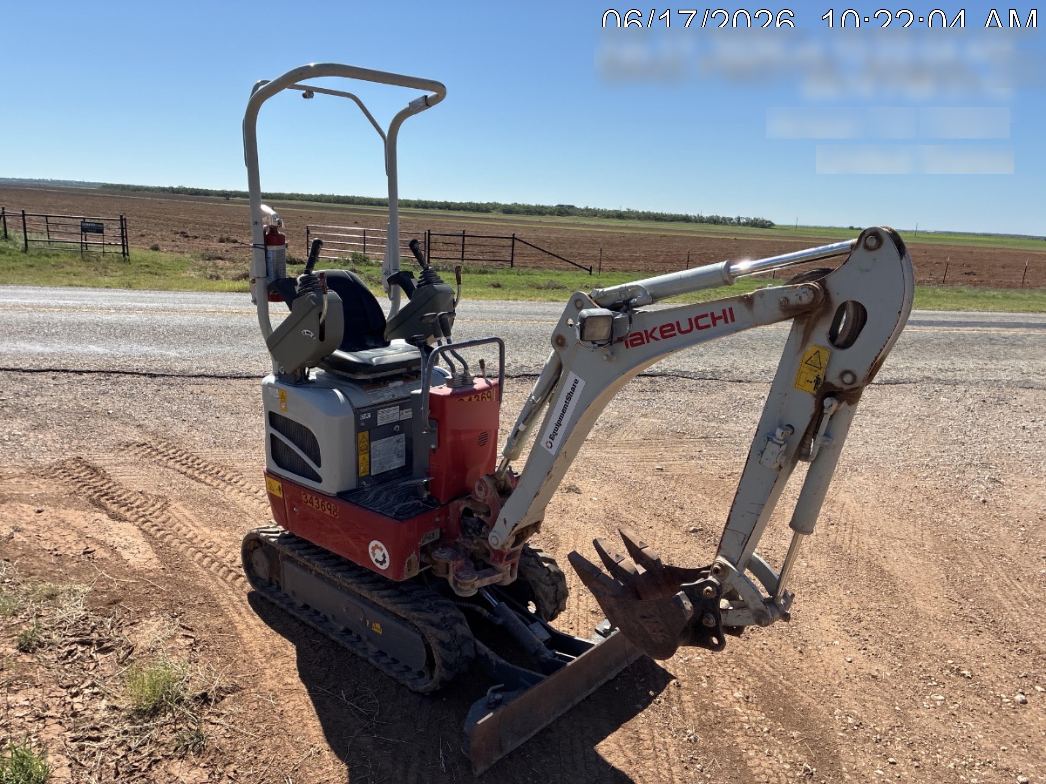 2023 TAKEUCHI TB210R