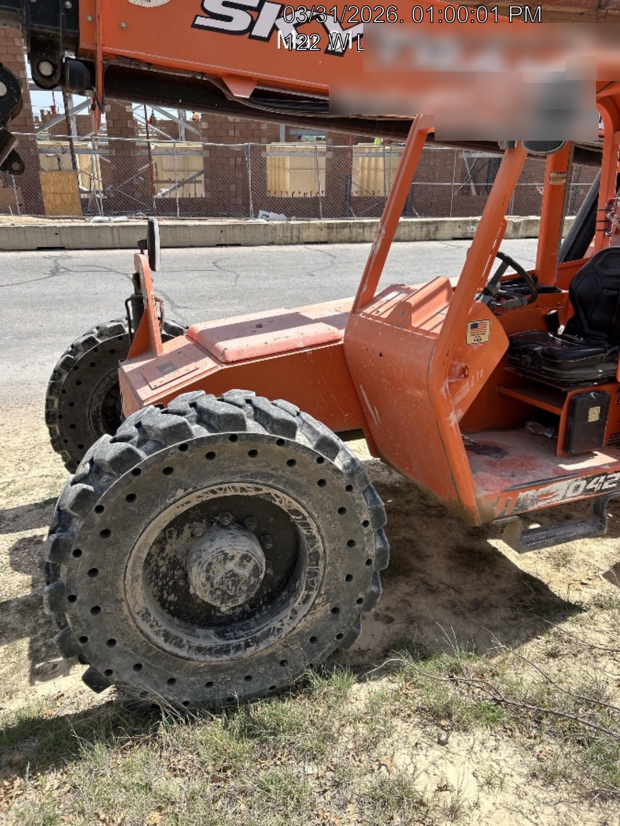 2018 SKYTRAK 8042