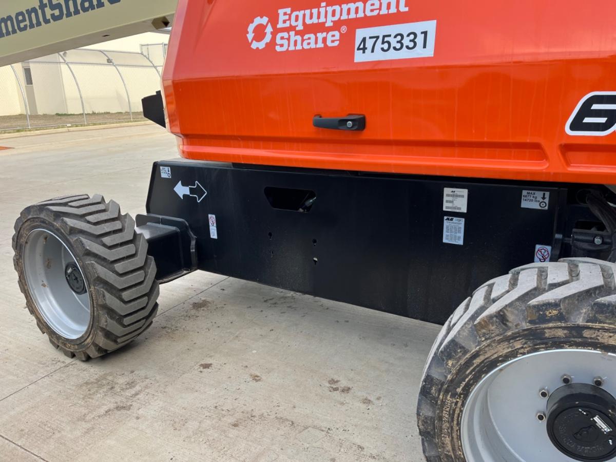 2024 JLG 660SJ