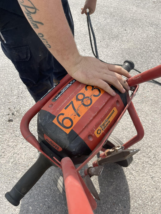 2020 HILTI TE 3000-AVR