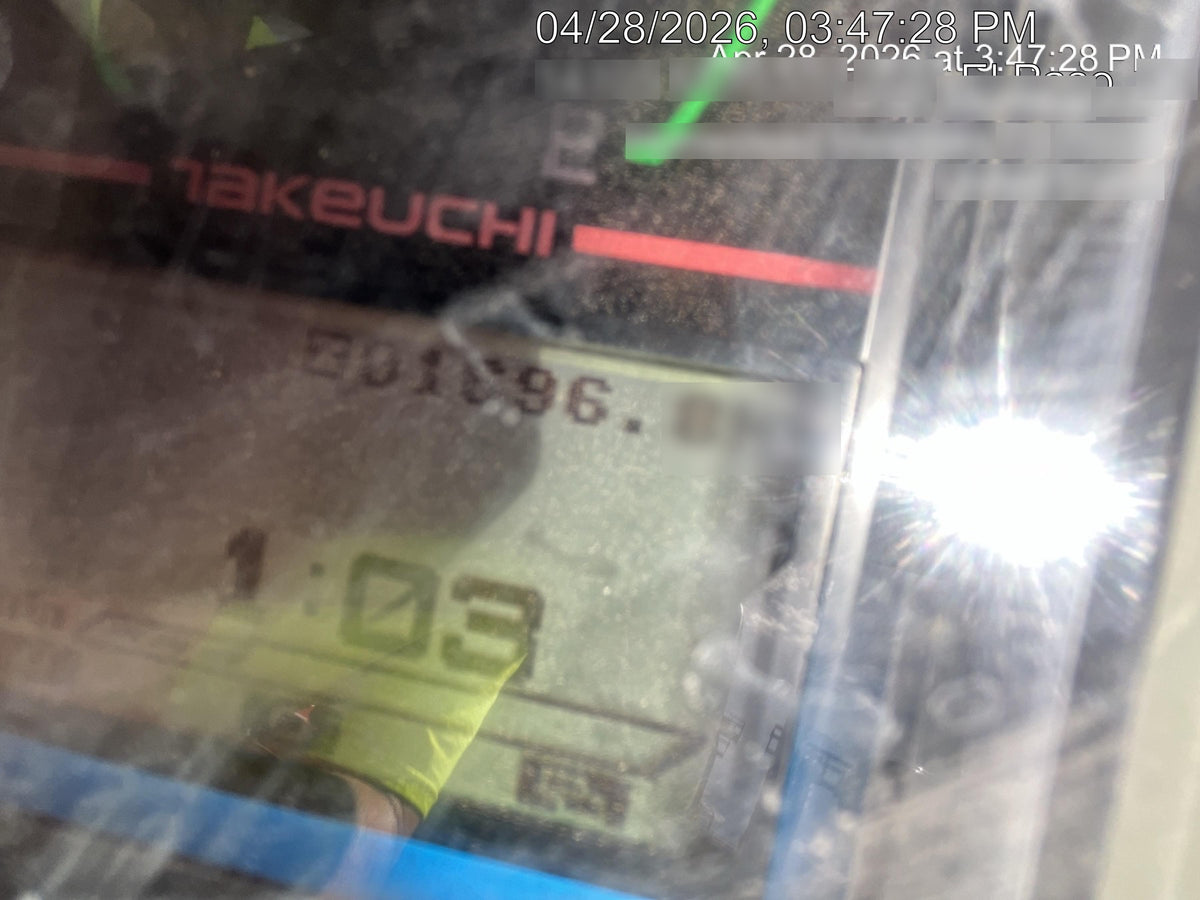 2022 TAKEUCHI TB235-2R