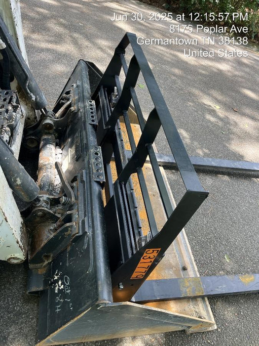 2025 ARROW MATERIAL HANDLING F5100CB - 72"