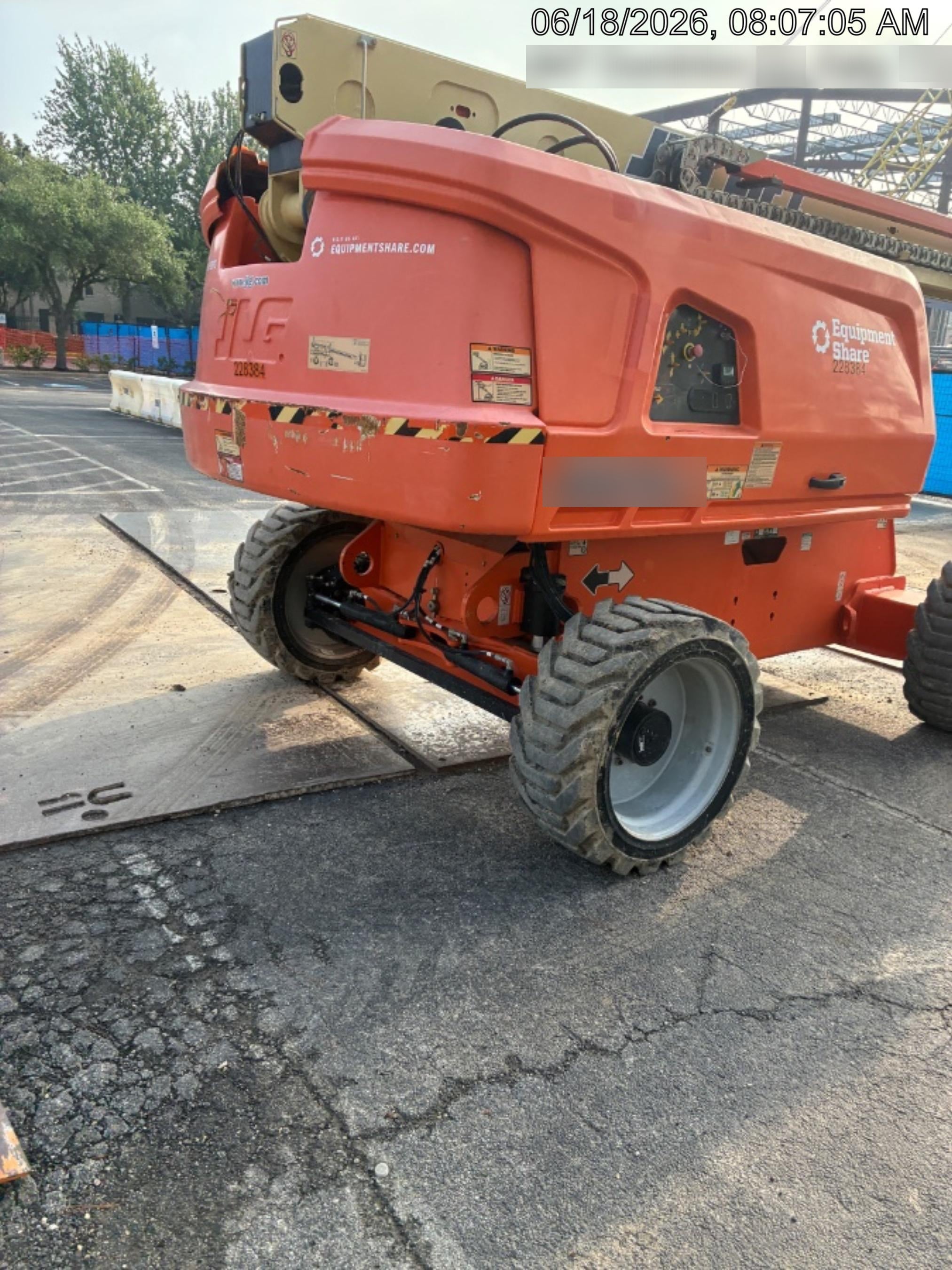 2022 JLG 660SJ