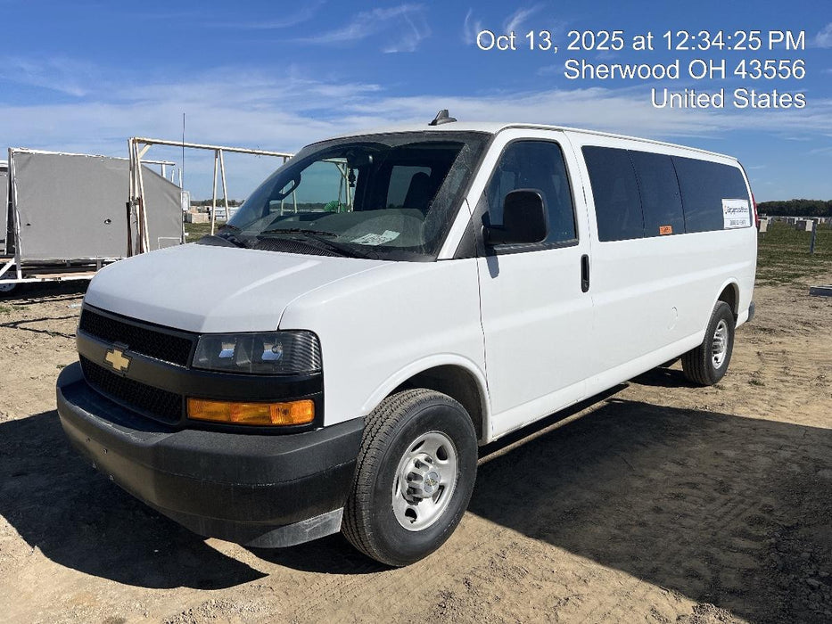 2023 CHEVROLET Express Van - Rental
