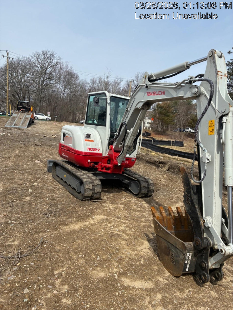 2025 TAKEUCHI TB250-2CR