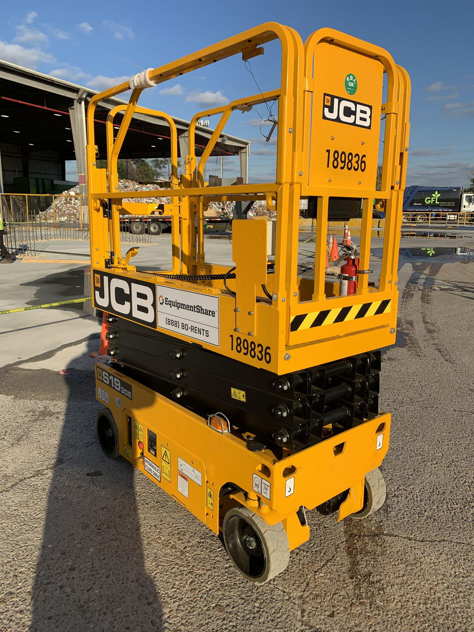 2022 JCB S1930E
