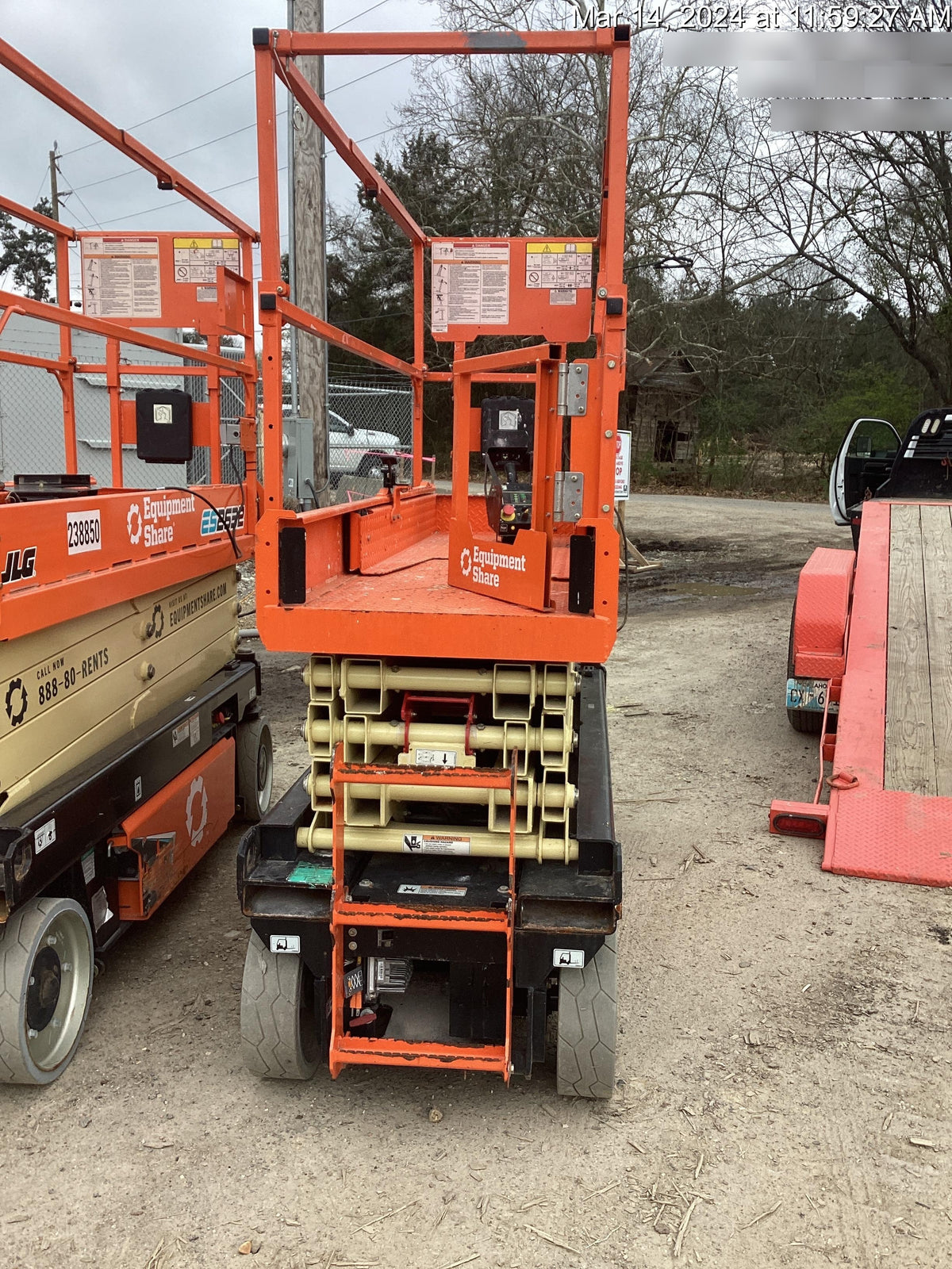2022 JLG ES2632