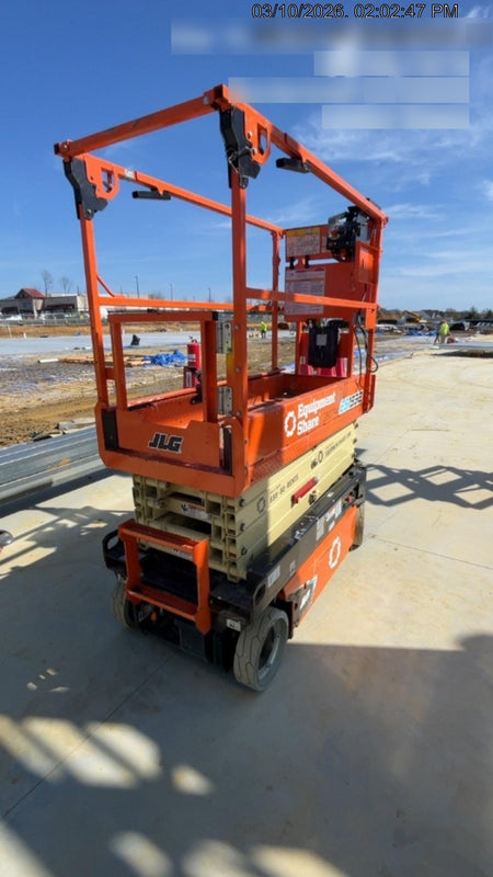 2022 JLG ES1932