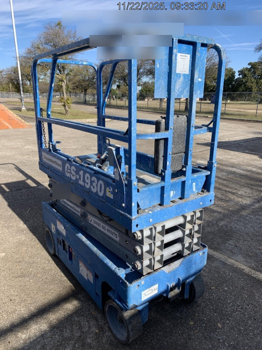 2019 Genie GS-1930 Fixed Rails with Chain Entry