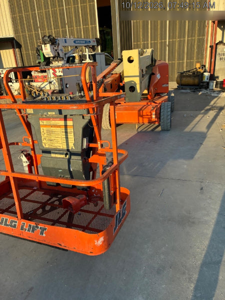 2019 JLG E450AJ
