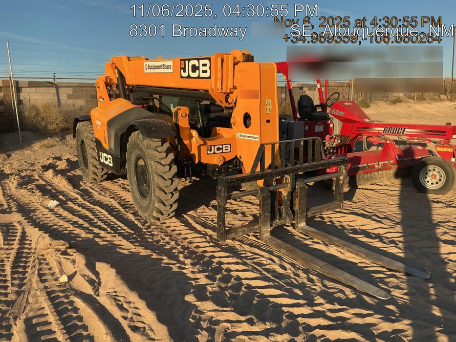 2020 JCB 509-42 Canopy, Solid Tires, Work Lights, Beacon, Aux Hydraulics, Back up Alarm, Lifting Eye, ES Decals