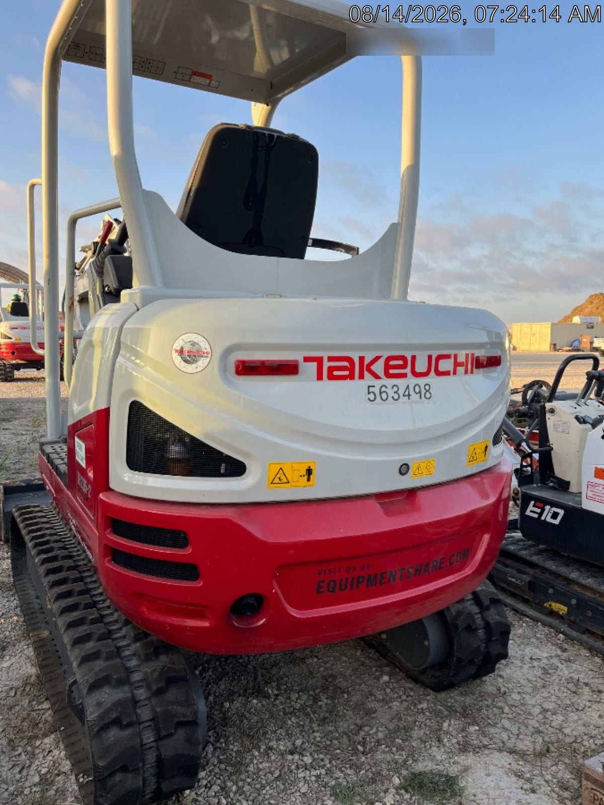 2025 TAKEUCHI TB235-2R