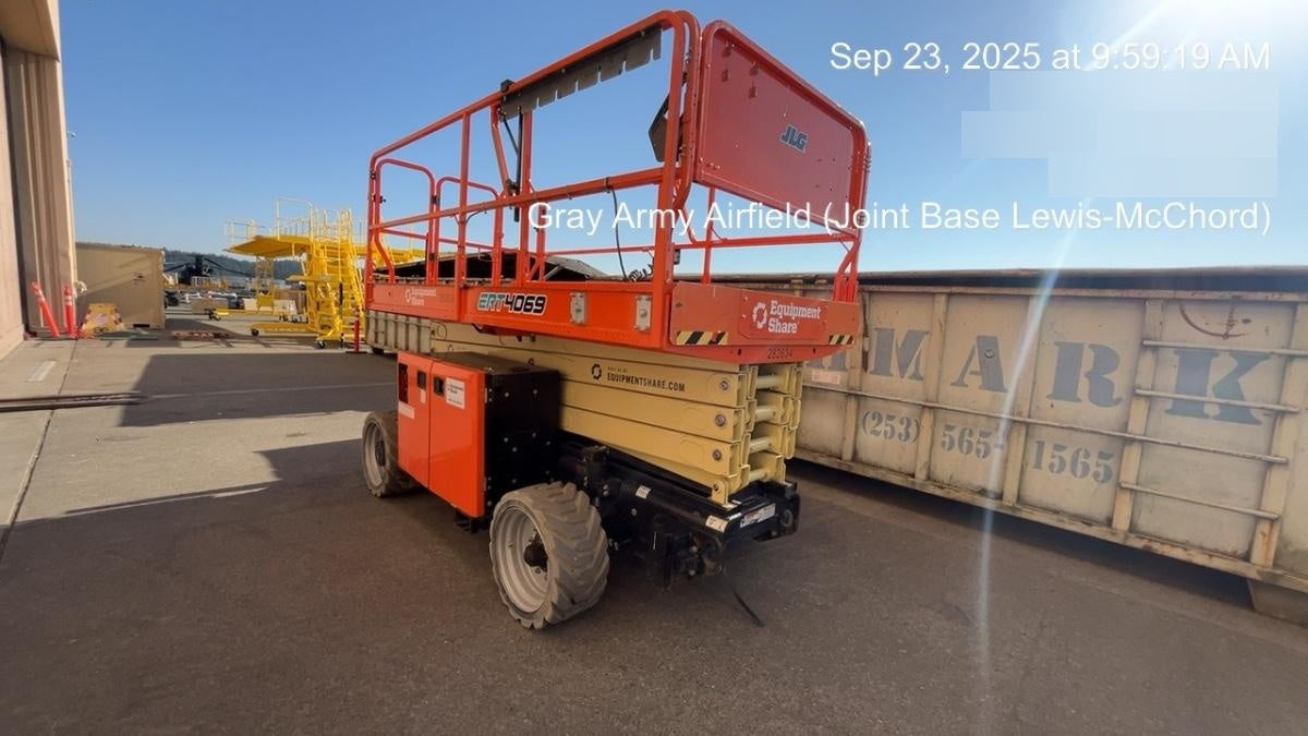 2022 JLG ERT4069