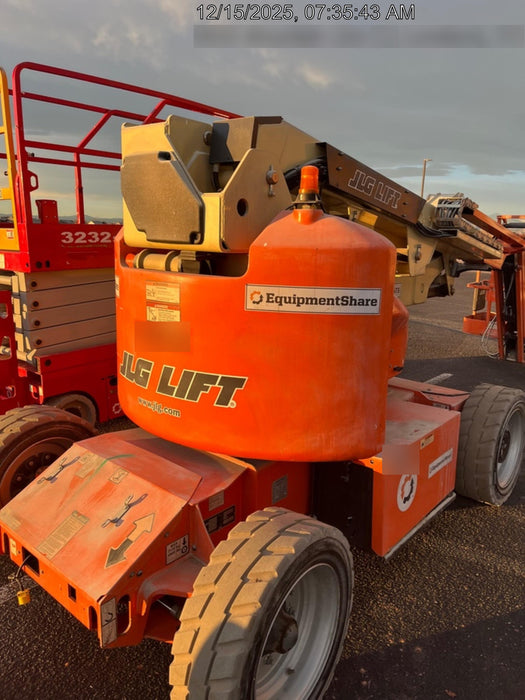 2019 JLG E450AJ