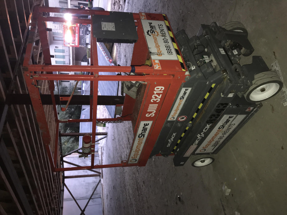 2018 SKYJACK SJIII-3219