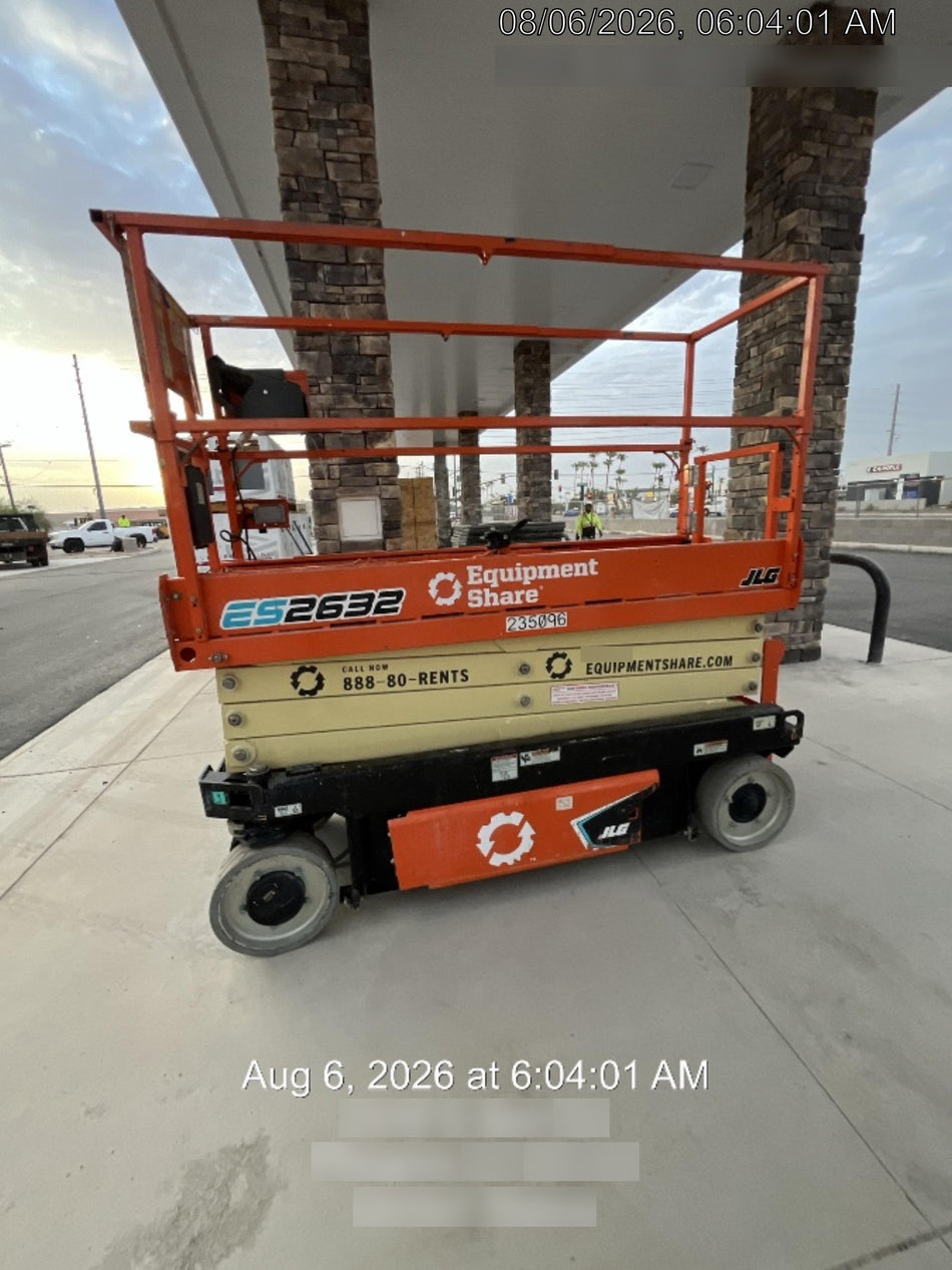2022 JLG ES2632