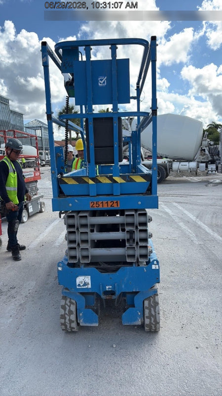 2022 GENIE GS-2632