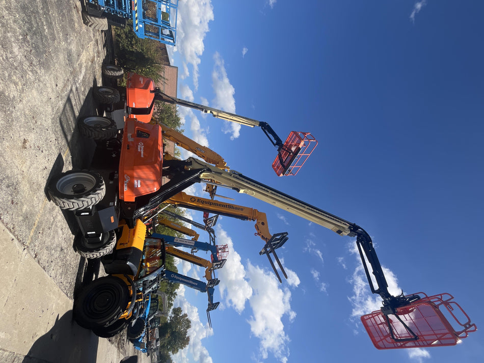 2025 JLG 660SJ