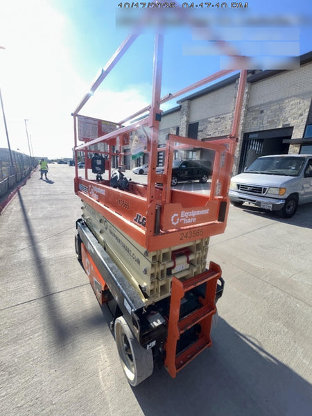 2022 JLG ES2632