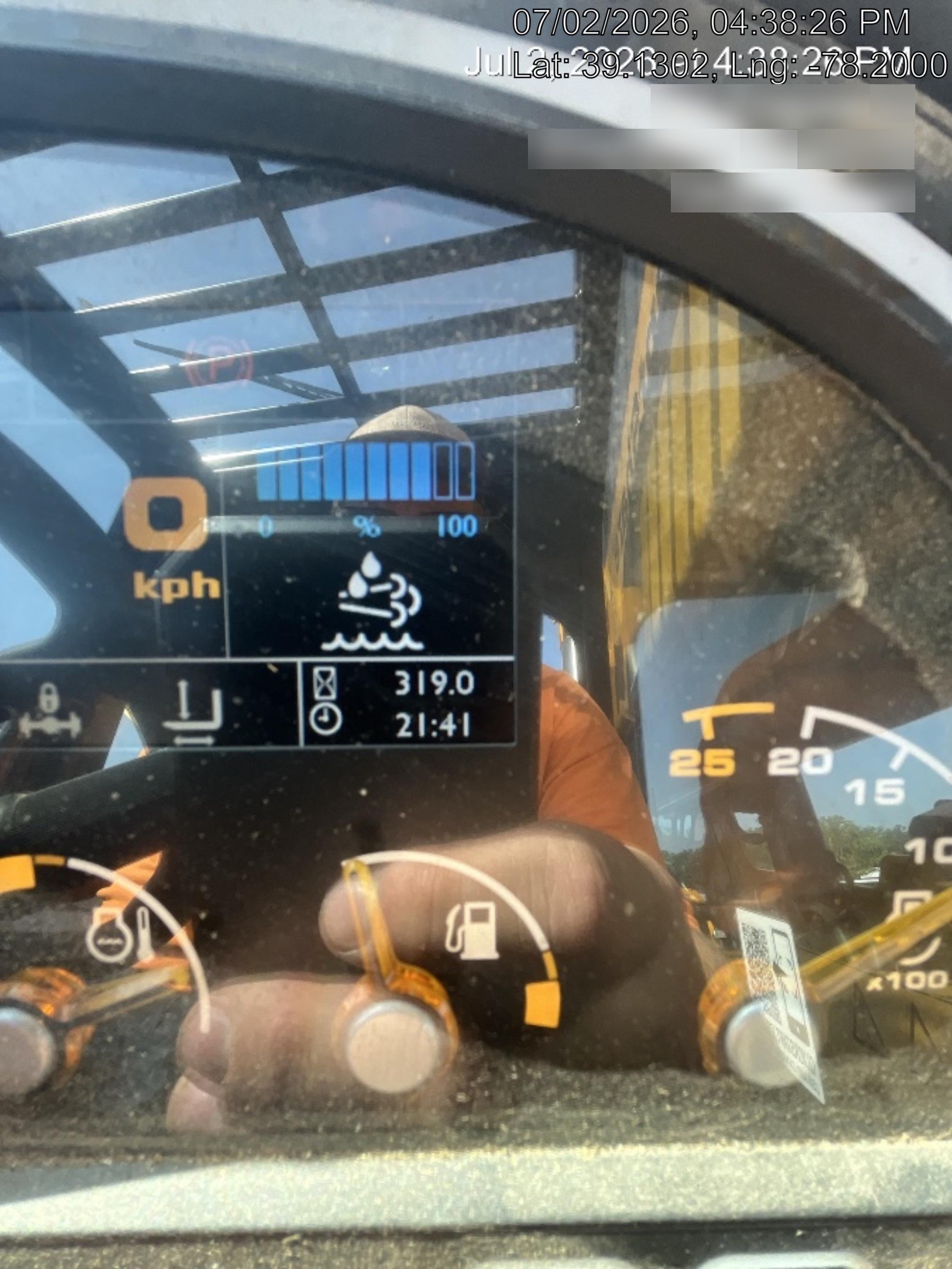 2025 JCB 510-56