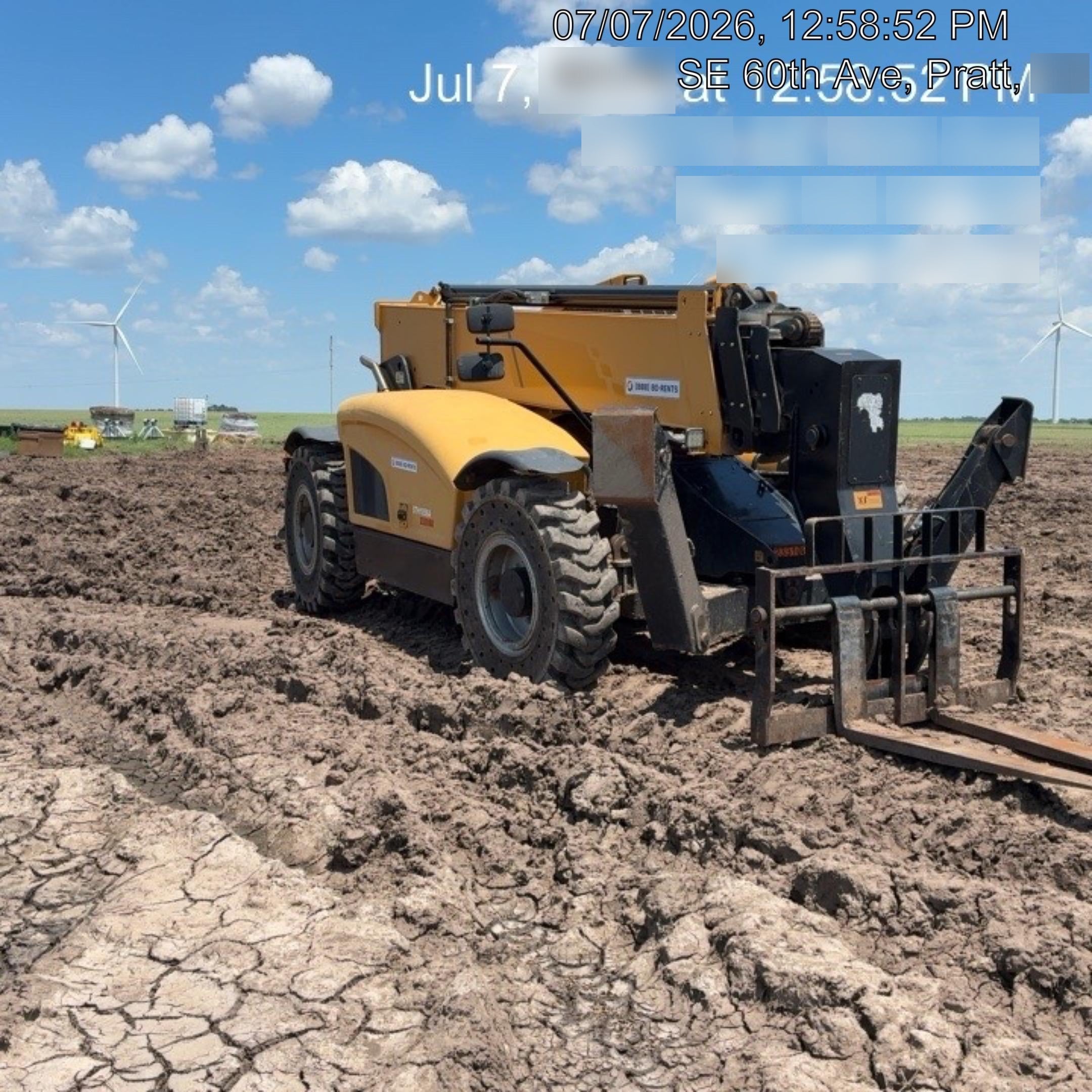 2022 SANY STH1056