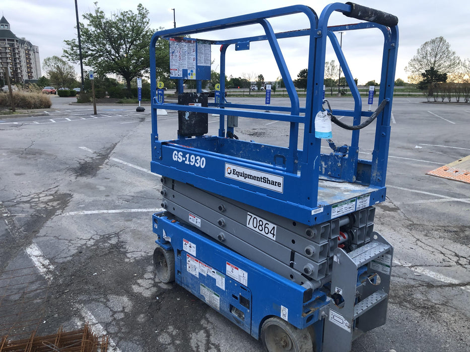 2020 Genie GS-1930 Fixed rails with chain entry gate - Pre A92.20