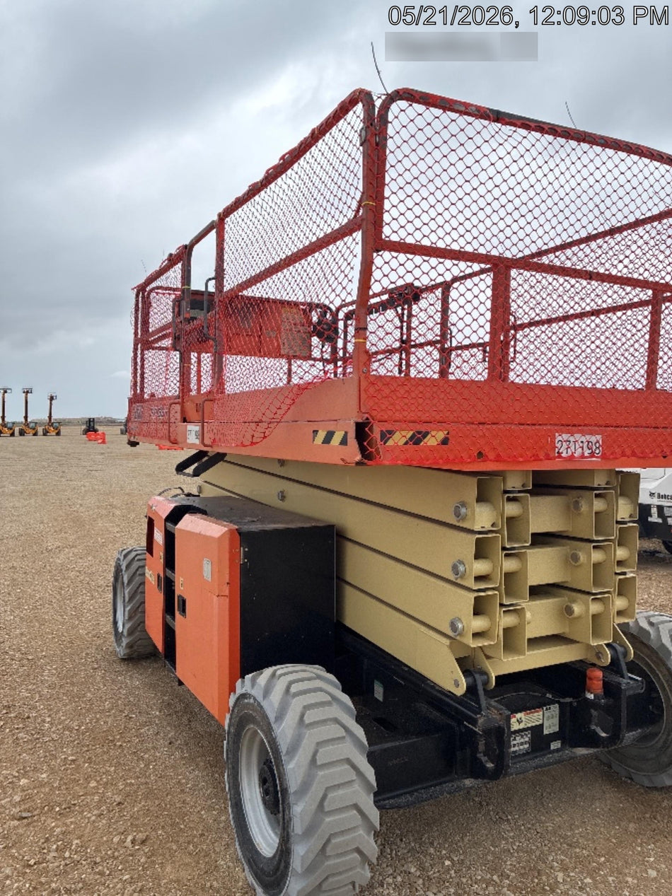 2022 JLG 4394RT