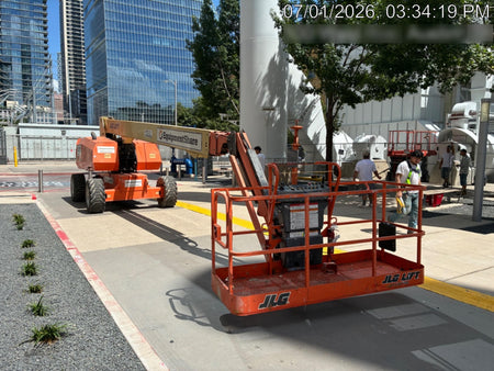 2019 JLG 860SJ