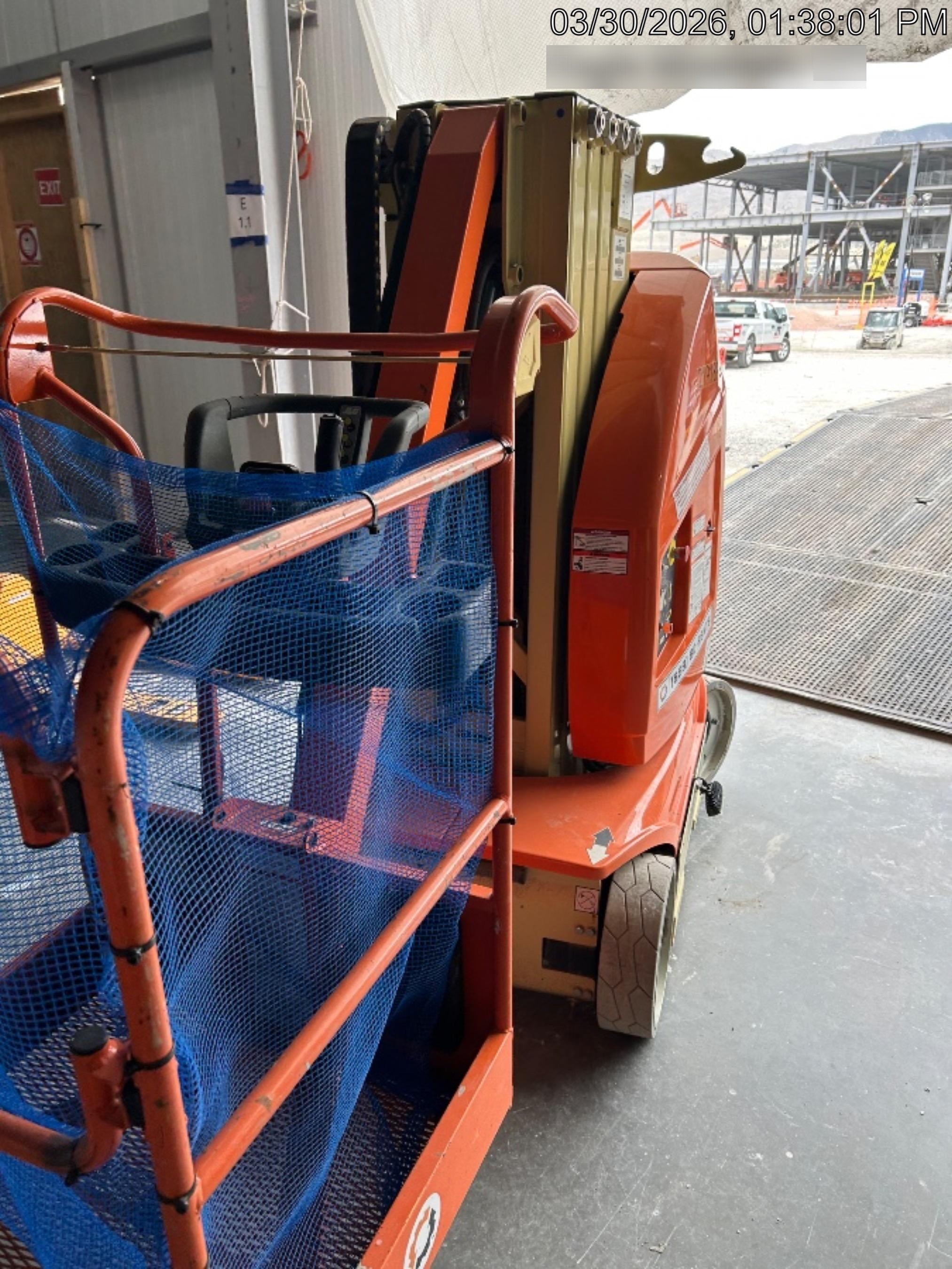 2022 JLG 26E