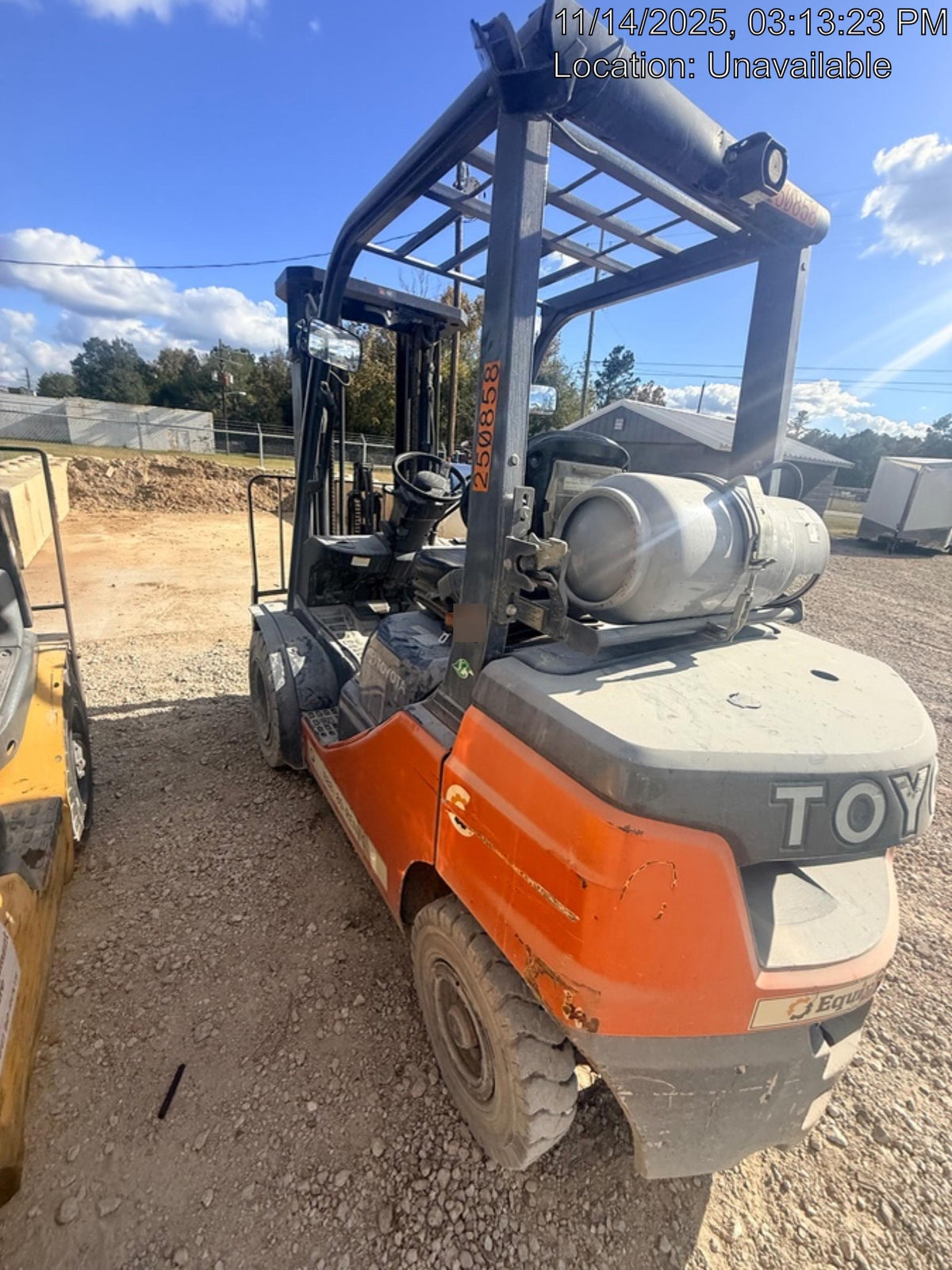 2022 TOYOTA 50-8FGU25