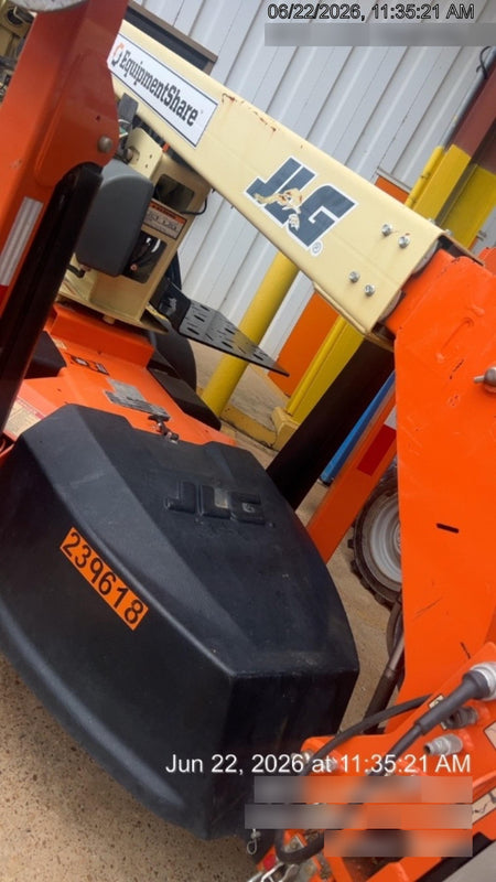 2022 JLG T350