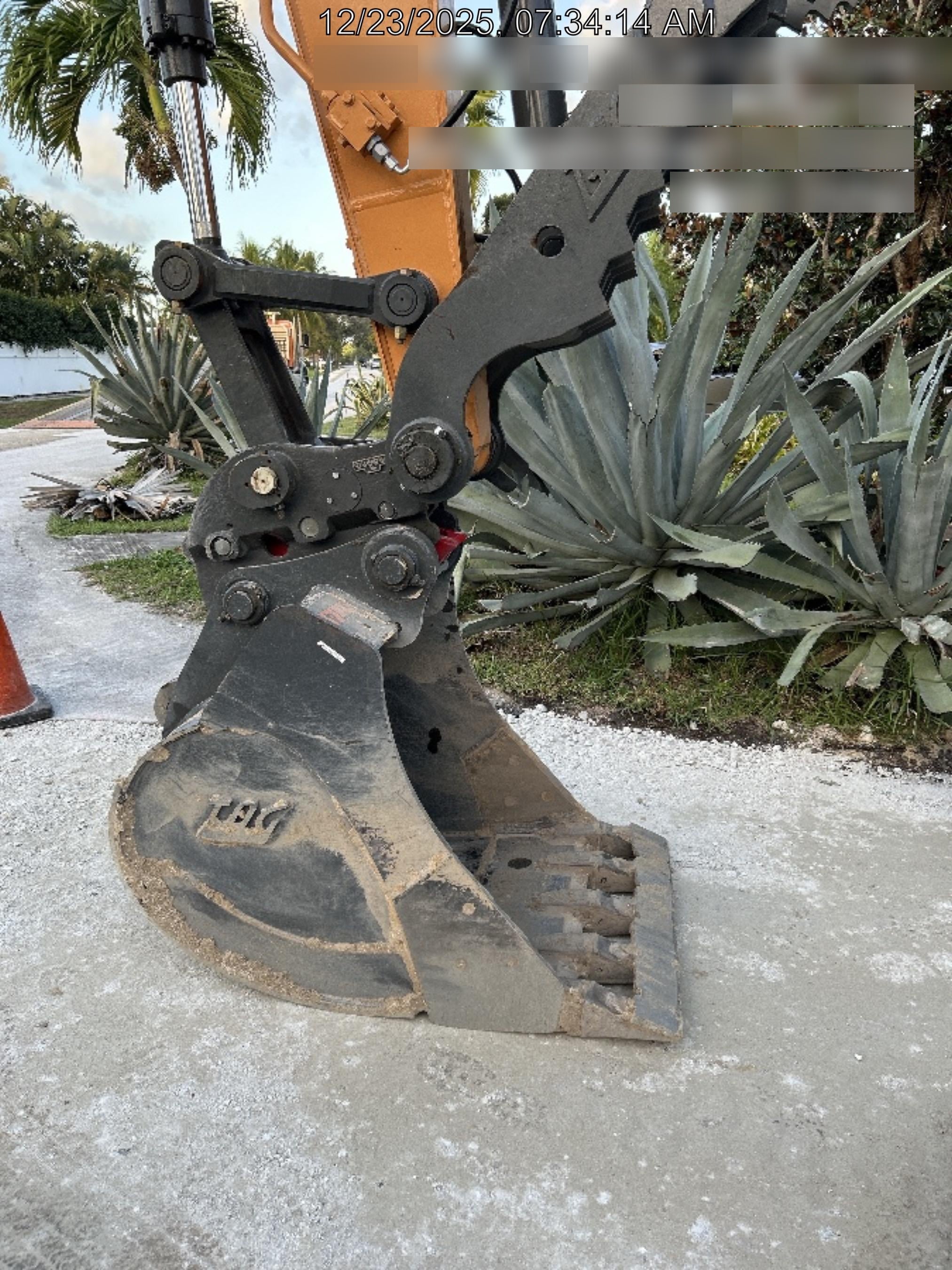 2025 TAG MANUFACTURING TAG 36" Tooth Bucket 65mm Pin