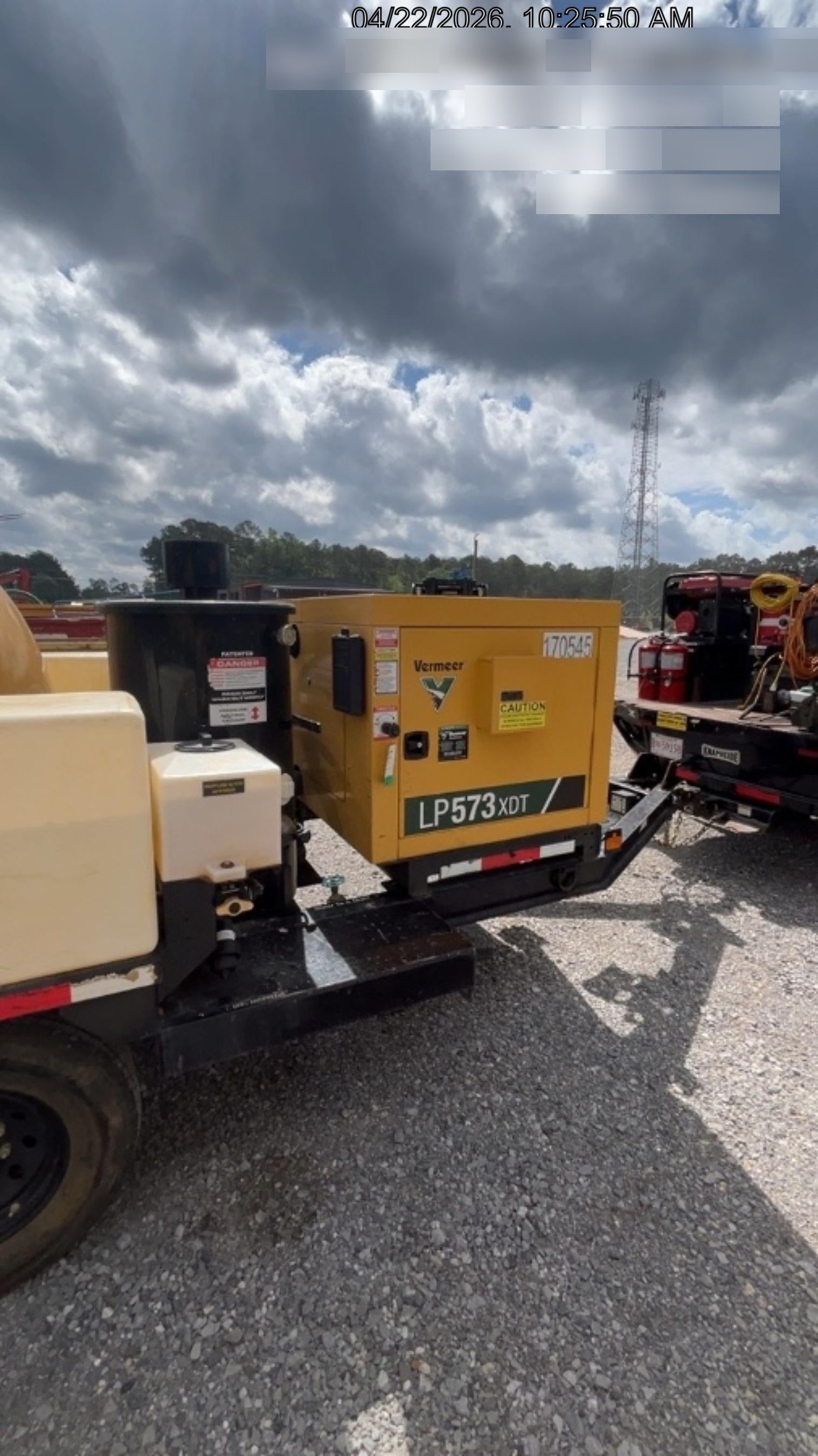 2022 VAC-TRON LP573XDT