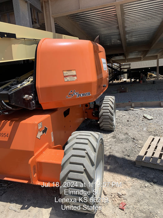 2019 JLG 660SJ