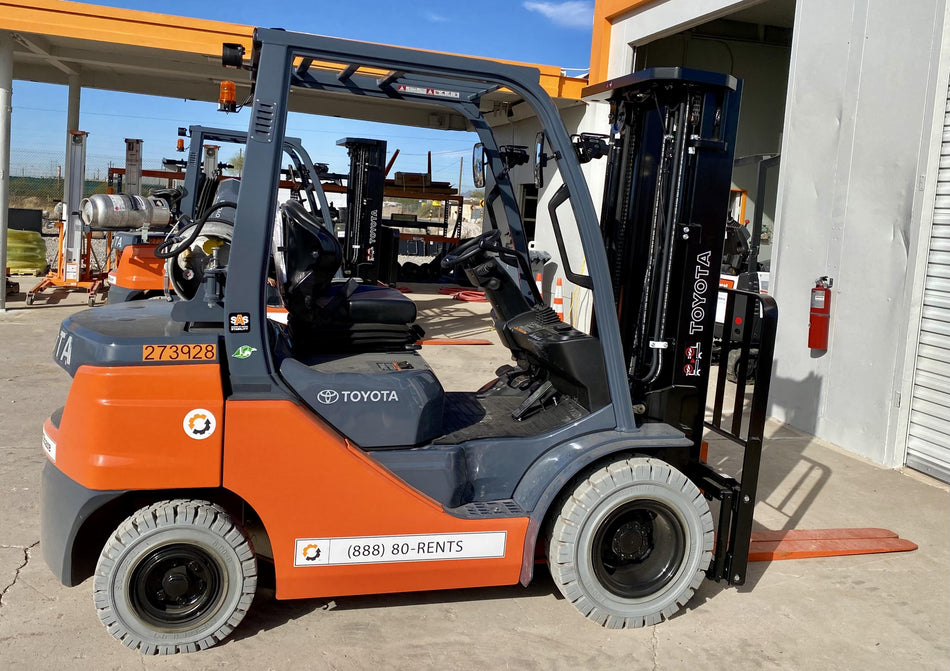 2022 TOYOTA 50-8FGU25