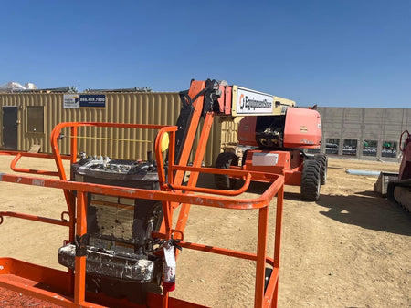 2020 JLG 660SJ