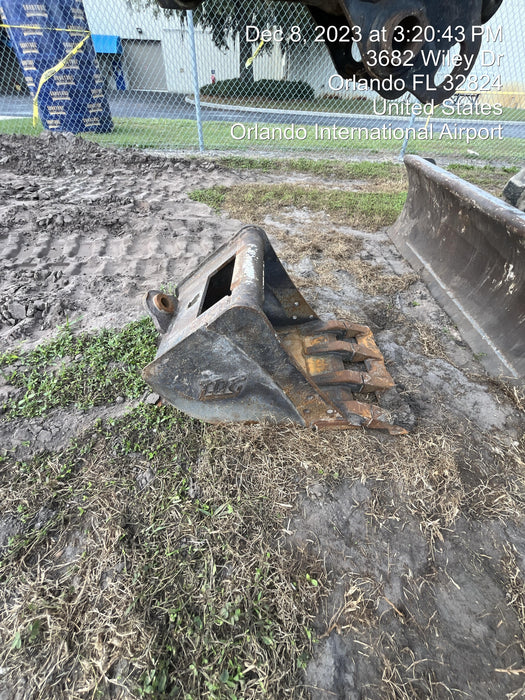 2016 WERK-BRAU 18" Bucket - Werk-Brau