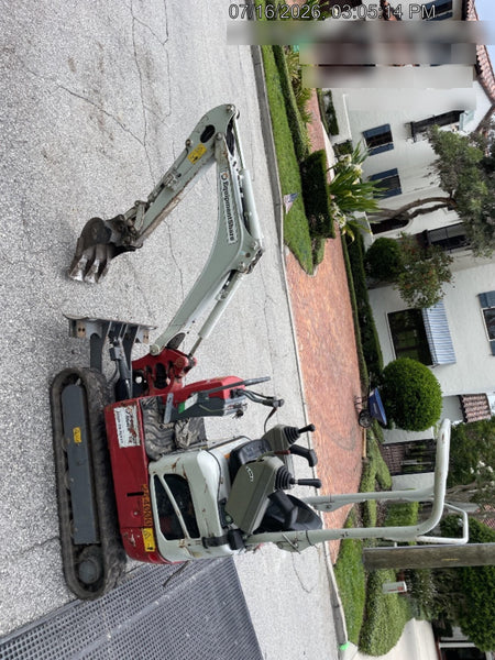 2022 TAKEUCHI TB210R