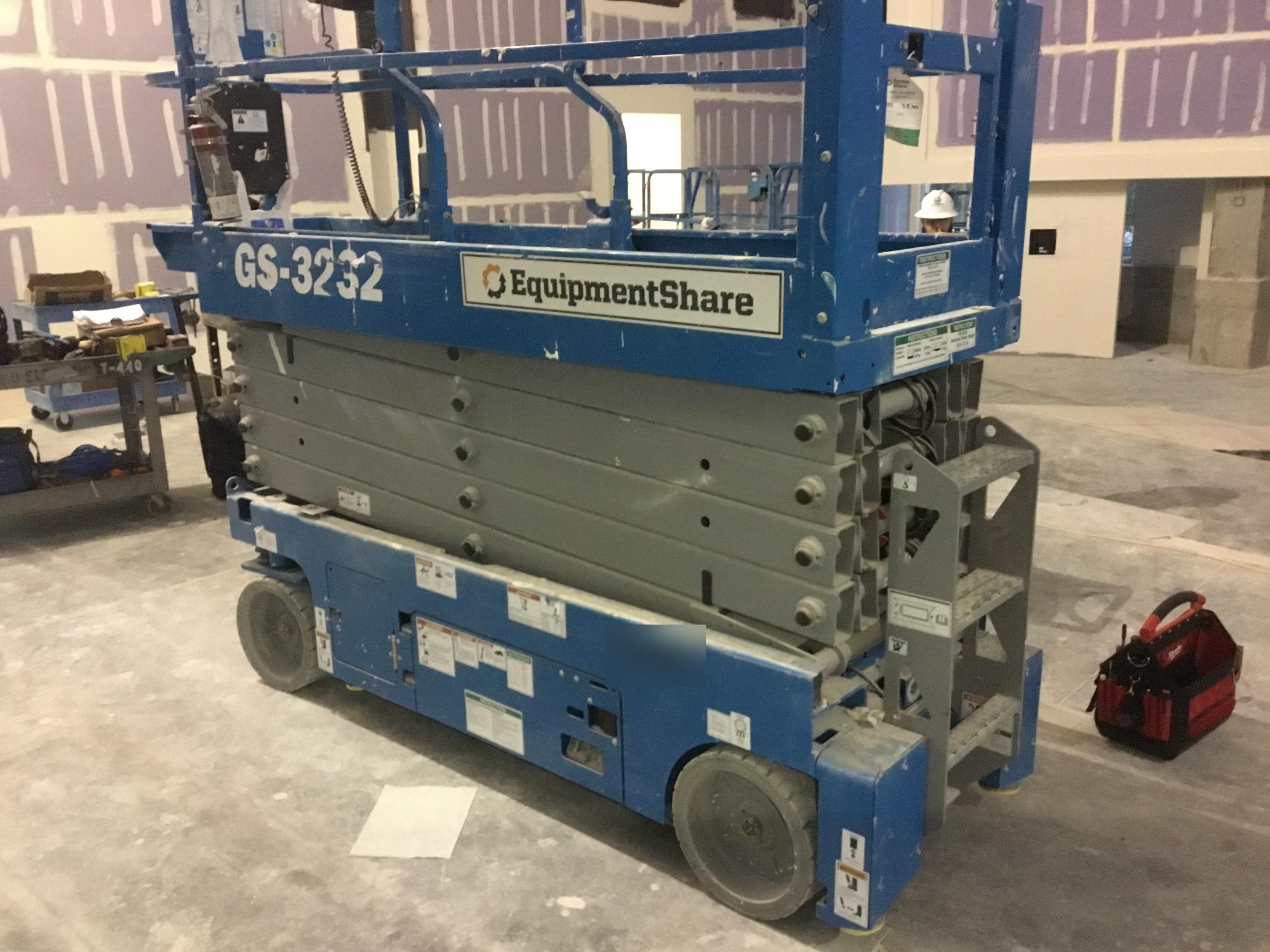2019 Genie GS-3232 Standard Options