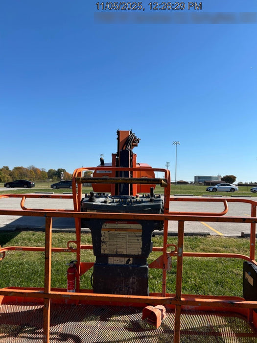 2019 JLG 800AJ