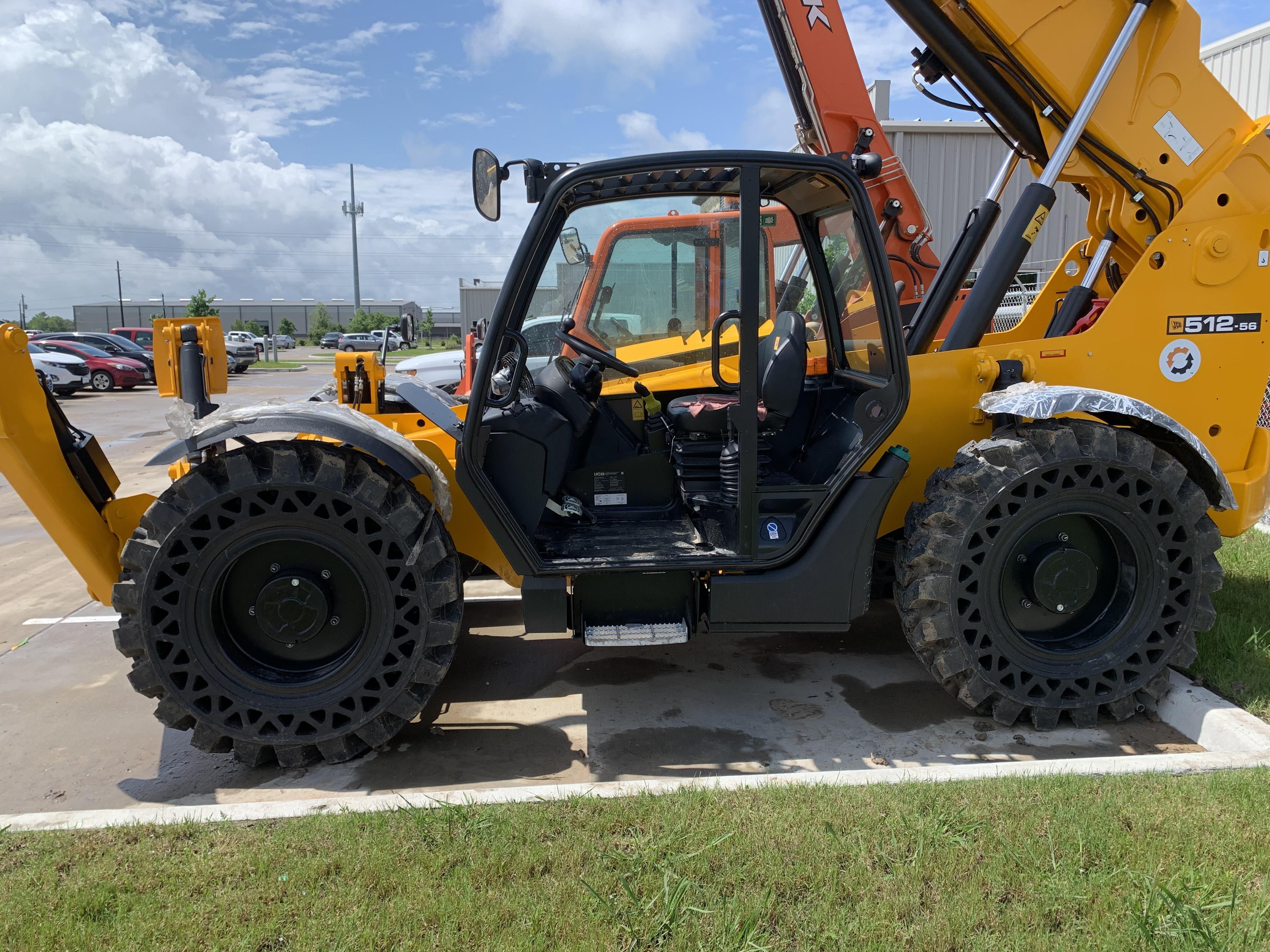 2021 JCB 512-56
