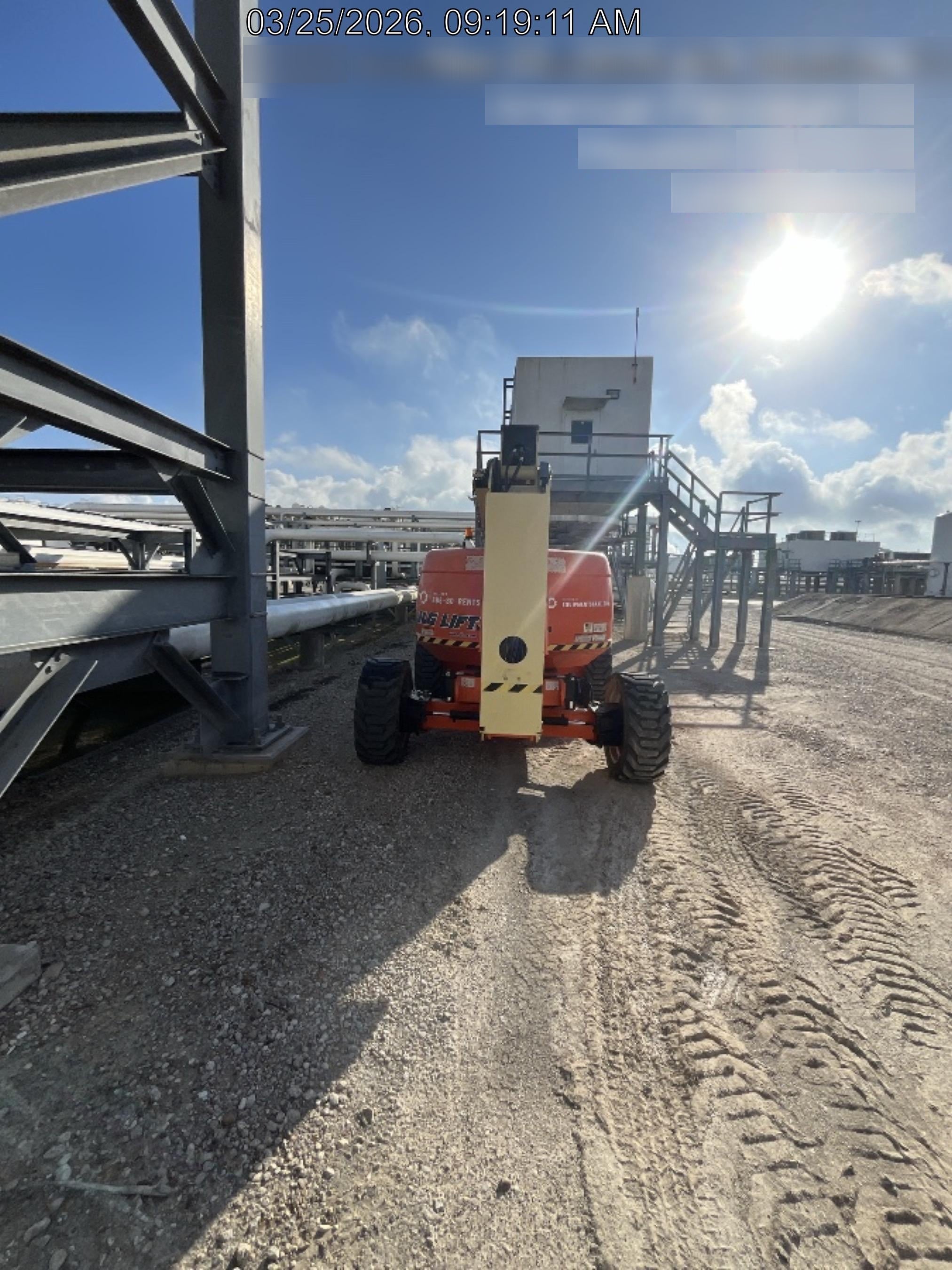 2023 JLG 600AJ