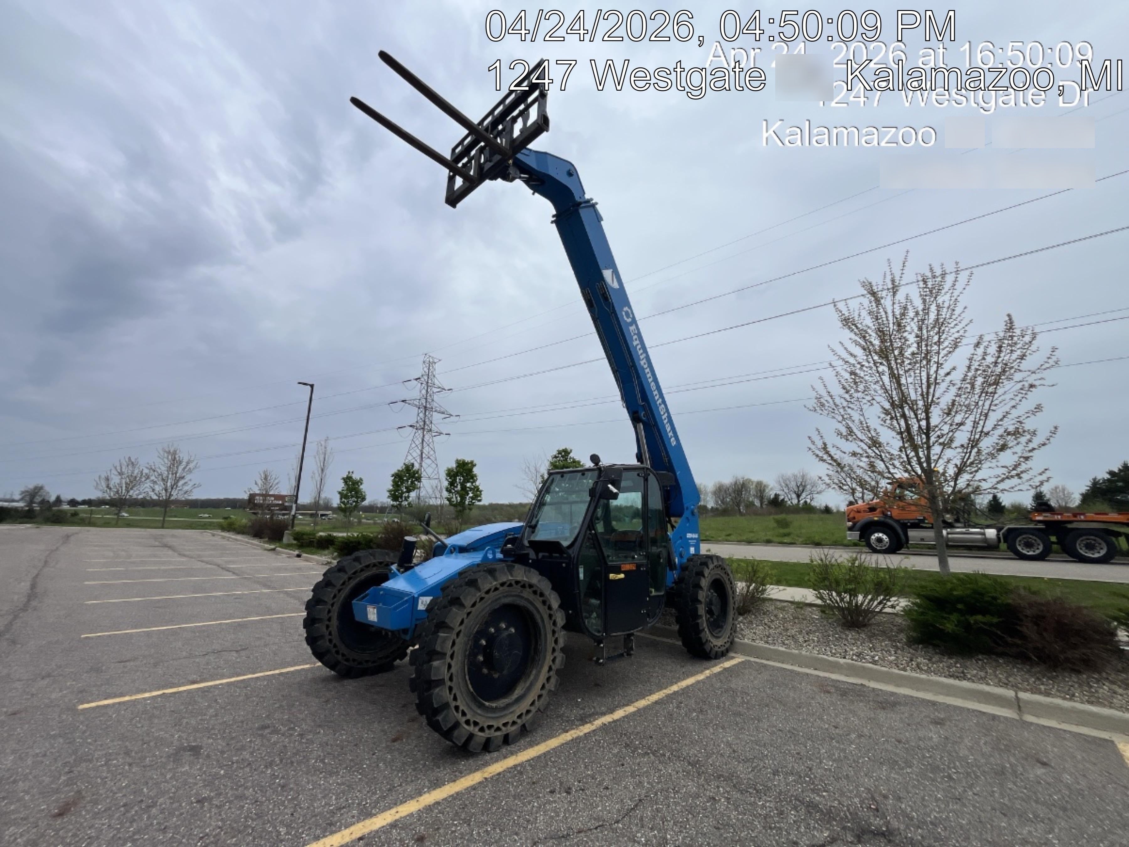2024 Genie GTH-844 74Hp Dsl, Cab/Heat/Air, Sld Tires, LED WL, Bcn, L Hook, T3 + Access Control